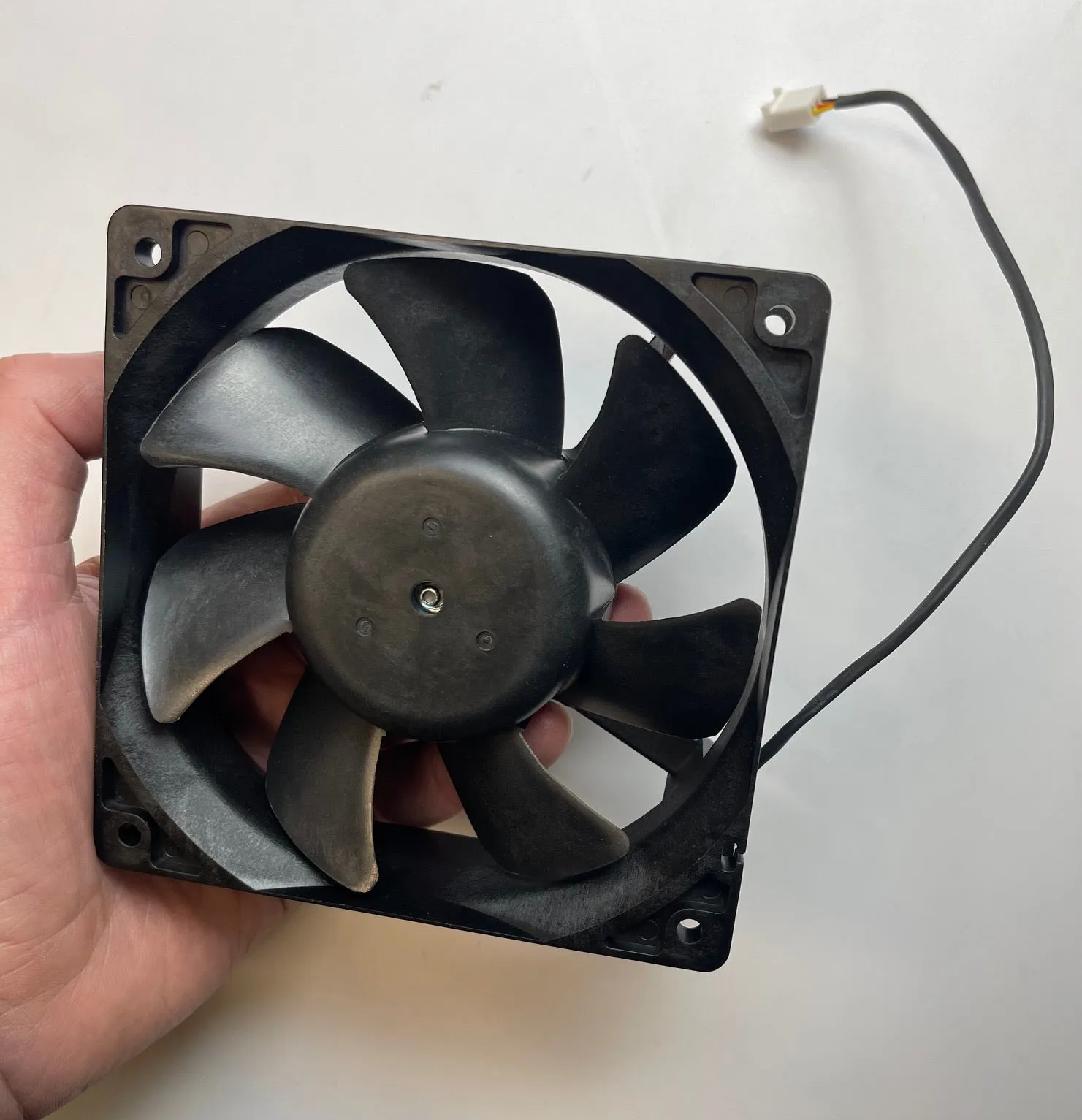 Panaflo NMBT MAT Matsushita FBA12G12L 120MM Sleeper PC Cooling Fan