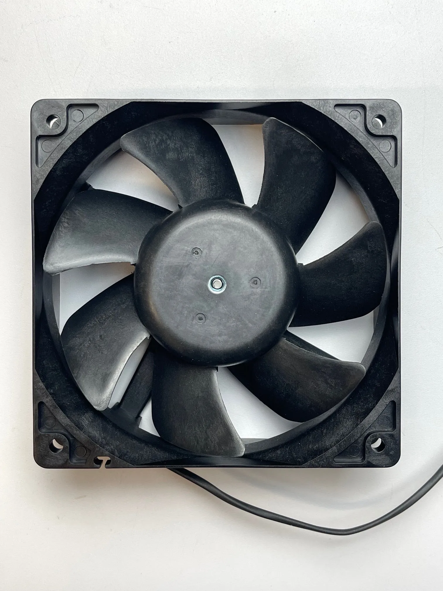 Panaflo NMBT MAT Matsushita FBA12G12L 120MM Sleeper PC Cooling Fan
